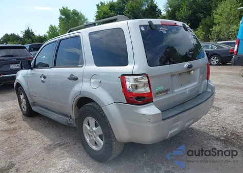 2008 Ford Escape Xlt z USA, uszkodzony, nr VIN 1FMCU03148KA52023